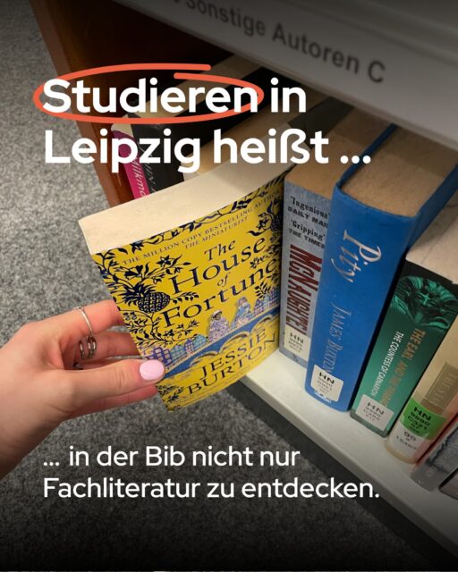 Zählt das noch als Insider-Tipp? 📖✨ Studieren in Leipzig heißt, in der Bib nach Freizeitliteratur zu stöbern. Die Bibliotheken der Amerikanistik, Anglistik, Germanistik bieten sich z.B. dafür an.Was verbindest du mit deinem Studium in Leipzig?#StudierenInLeipzig #StudentenwerkLeipzig #Unibib #schmökern