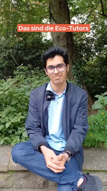 Schon von unseren Eco Tutors gehört?Sie sind die Experten für Nachhaltigkeit und Umwelt im Studierendenalltag. Saumitra Joshi erklärt, was er als Eco Tutor genau macht und wie ihr davon profitieren könnt.Hast du auch Lust, dich für Nachhaltigkeit zu engagieren? Wir suchen aktuell noch neue Eco Tutors und freuen uns über euer Interesse.Mehr zu den Eco Tutors und zur Position findet ihr bei @eco_tutors Die Umwelt dankt es euch! :)#StudentenwerkLeipzig #Nachhaltigkeit #Umwelt
